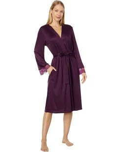 Brand new ๐งจ Hanro Lovis Long Sleeve Lace Back Gown | Sleepwear โ